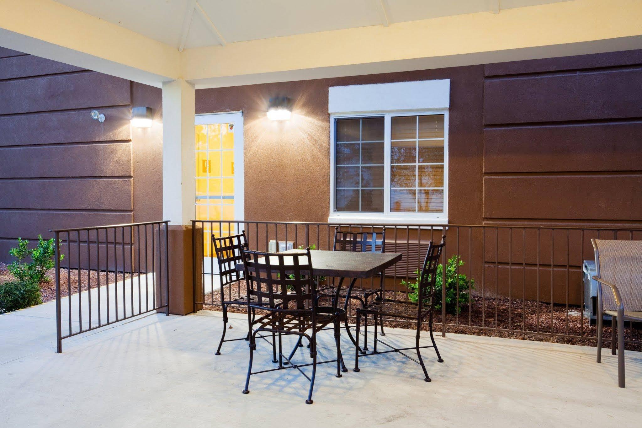 Candlewood Suites New Bern By Ihg Exterior foto